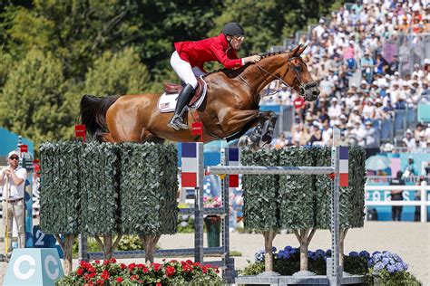 olympics show jumping individual qualifier.